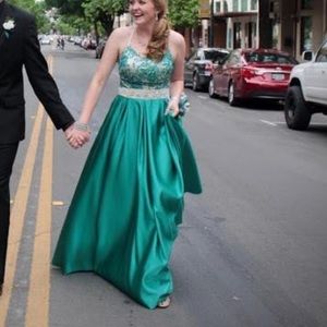 Prom/ Formal Gown